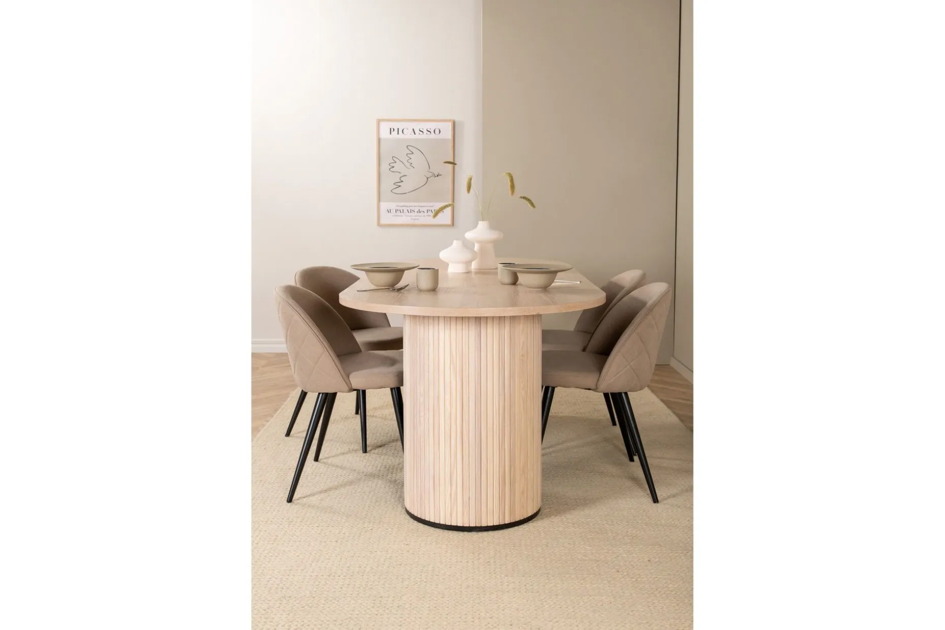 Biana Matgrupp 200 cm Oval inkl 4 Velvets Stolar