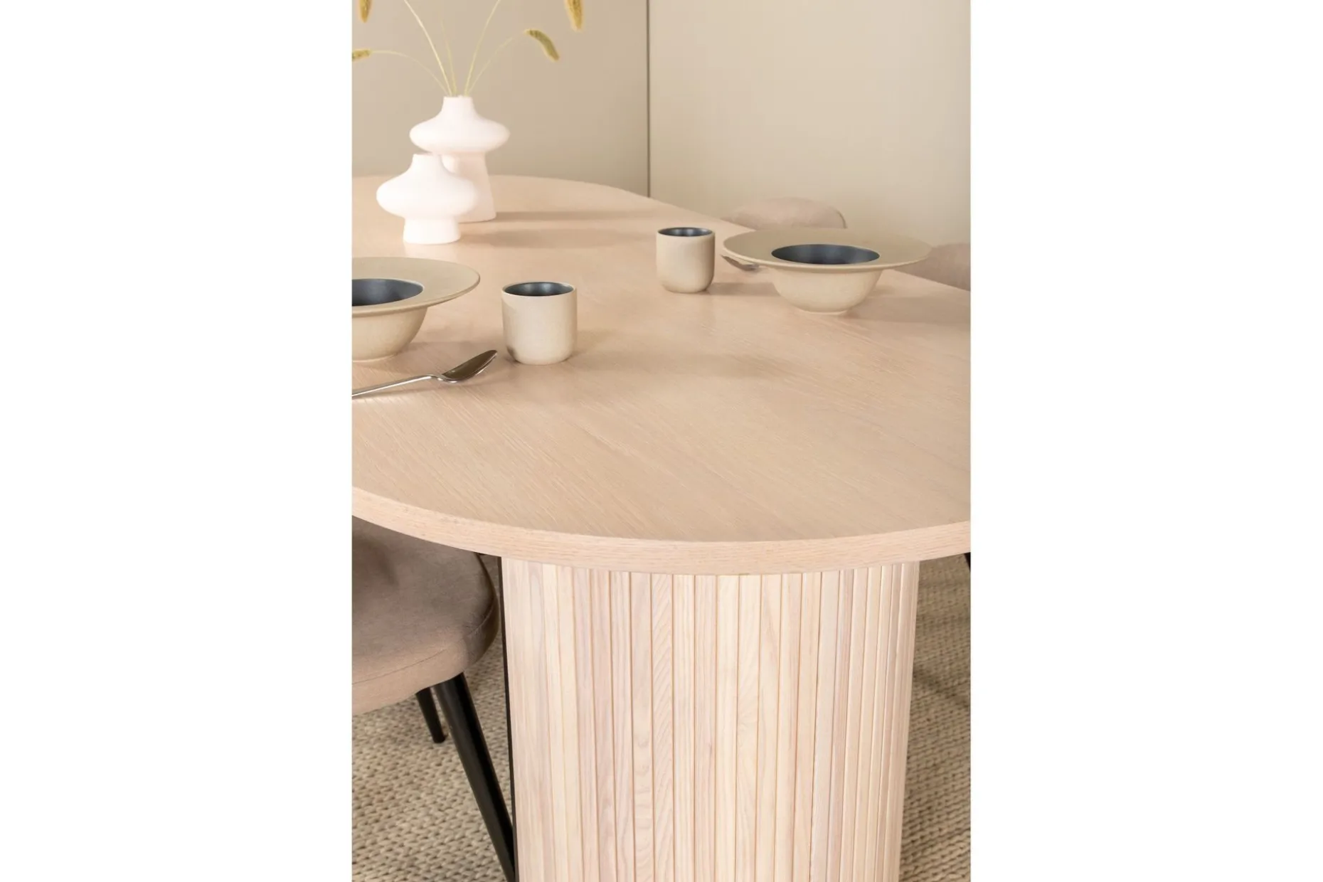 Biana Matgrupp 200 cm Oval inkl 4 Velvets Stolar