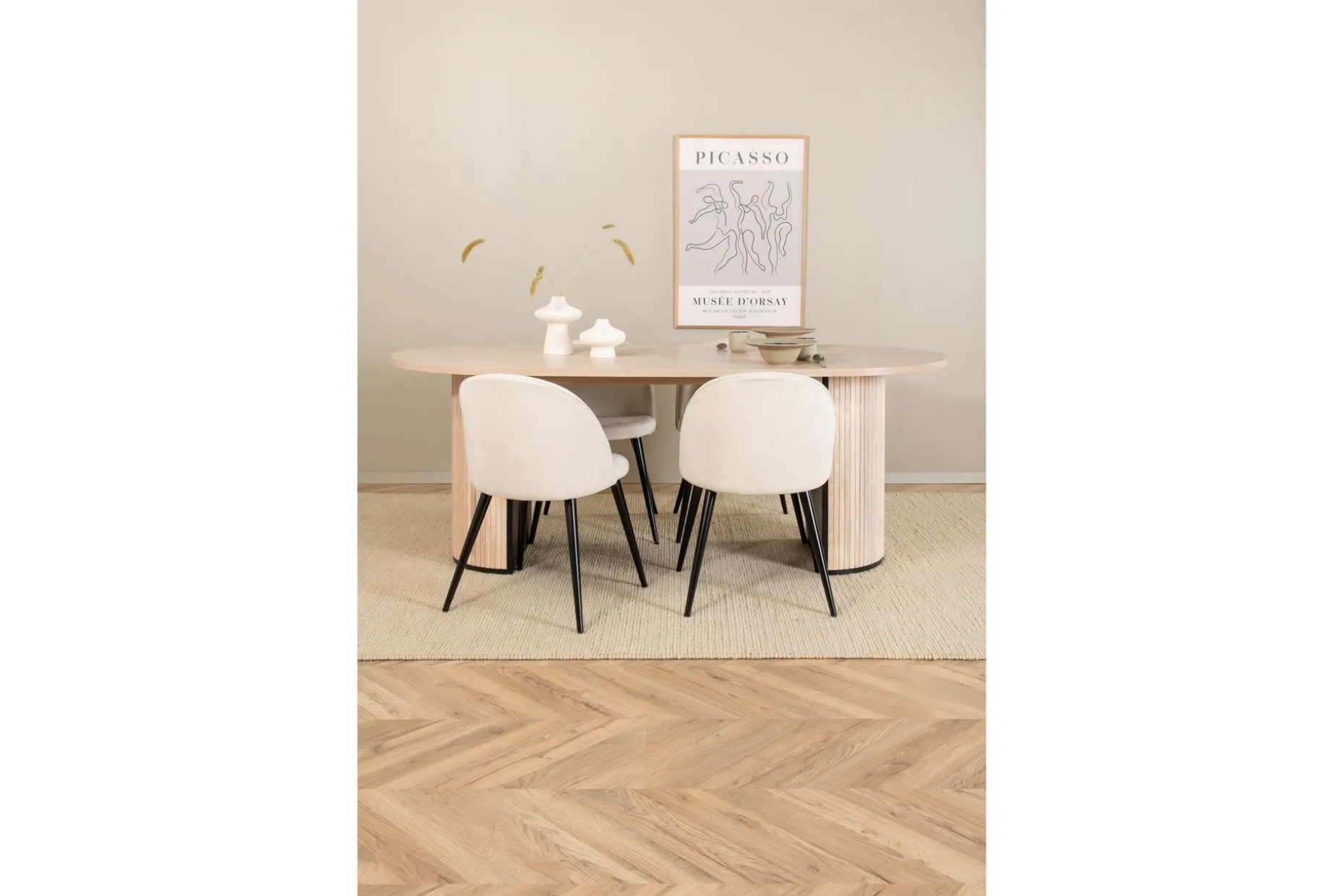 Biana Matgrupp 200 cm Oval inkl 4 Valera Manchesterstolar