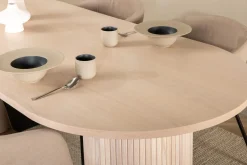 Biana Matgrupp 200 cm Oval inkl 4 Berita Stolar