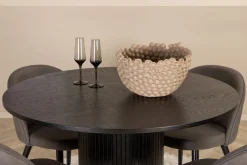 Bianca runt matbord med 4st Velvet matstol