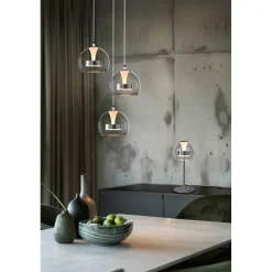 Bordslampa TRIO Flynt