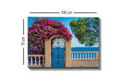 Canvastavla - Blomstrande bougainvillea vid en smidesgrind med havsutsikt