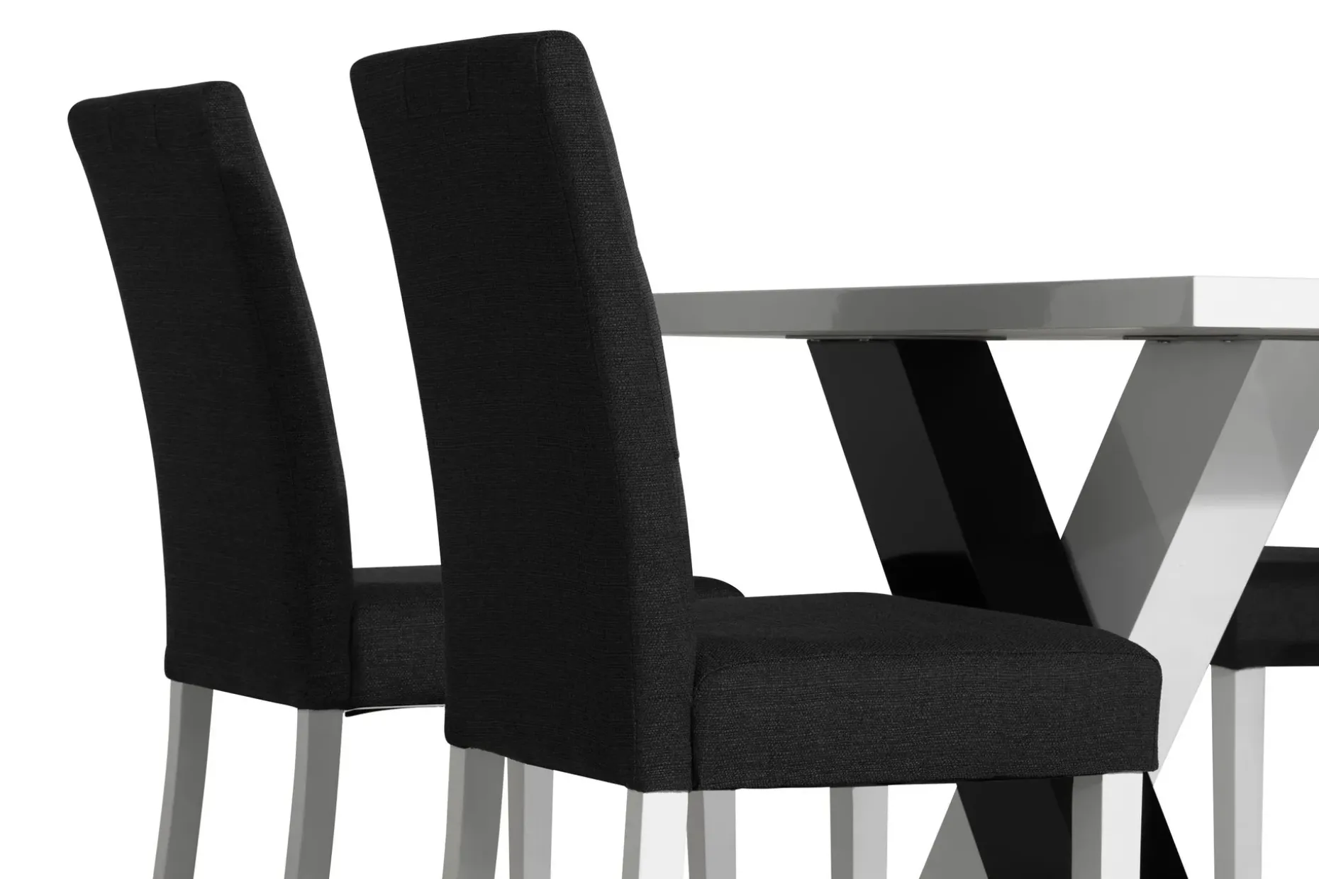 Cesi Matgrupp 140 cm med 4 Viktor Stol