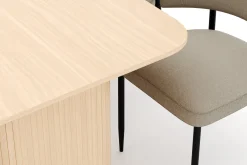 Kopparbo Matbord 180-240 cm Förlängningsbart med 6 Sawako Stolar