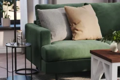 Menard Compact 4-sits Högervänd L-formad Schäslongsoffa i Manchester