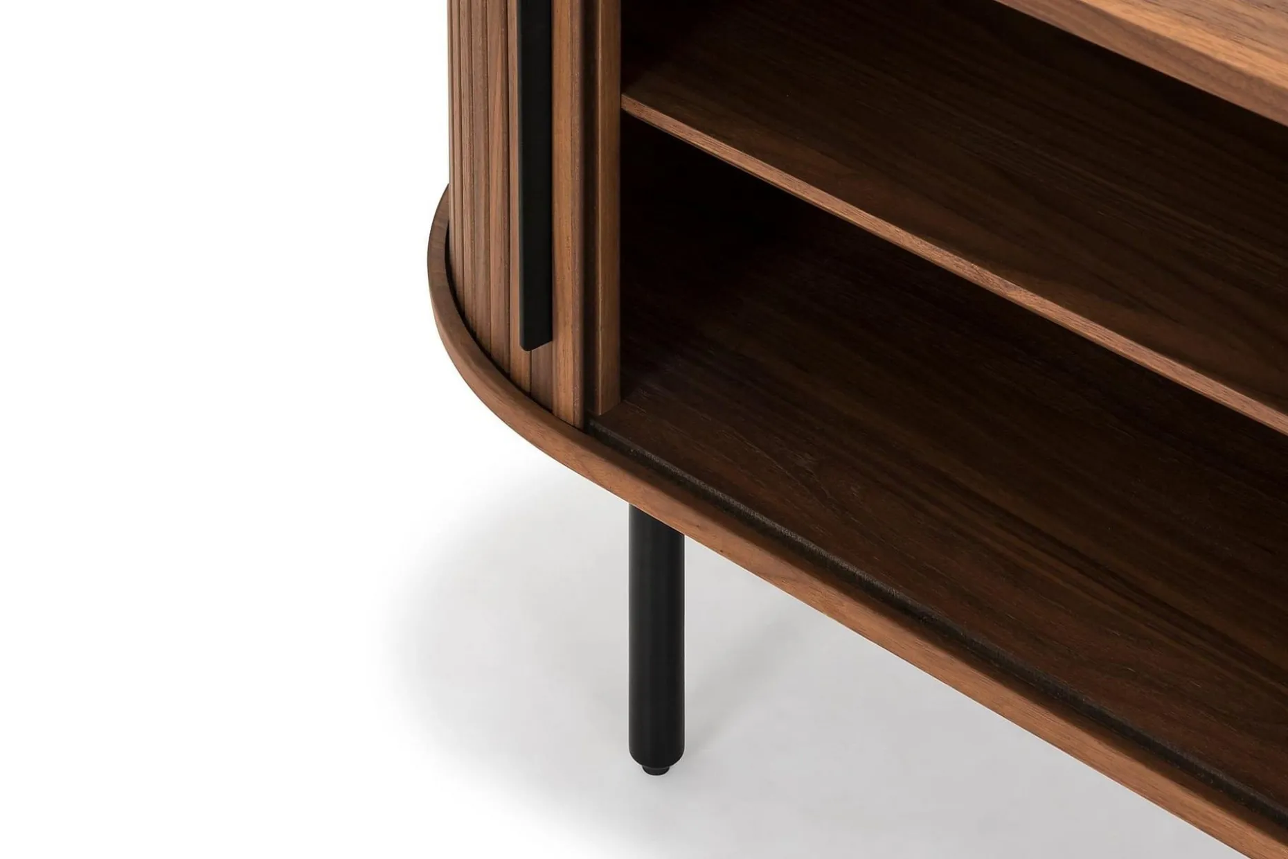 Noira Oval TV bänk Valnöt 150x45 cm Ribbad
