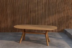 Ovalt matbord Kenya 200 cm Utomhus