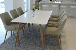 Polar Matgrupp 180 cm Rektangulär med 6 Plaza stolar