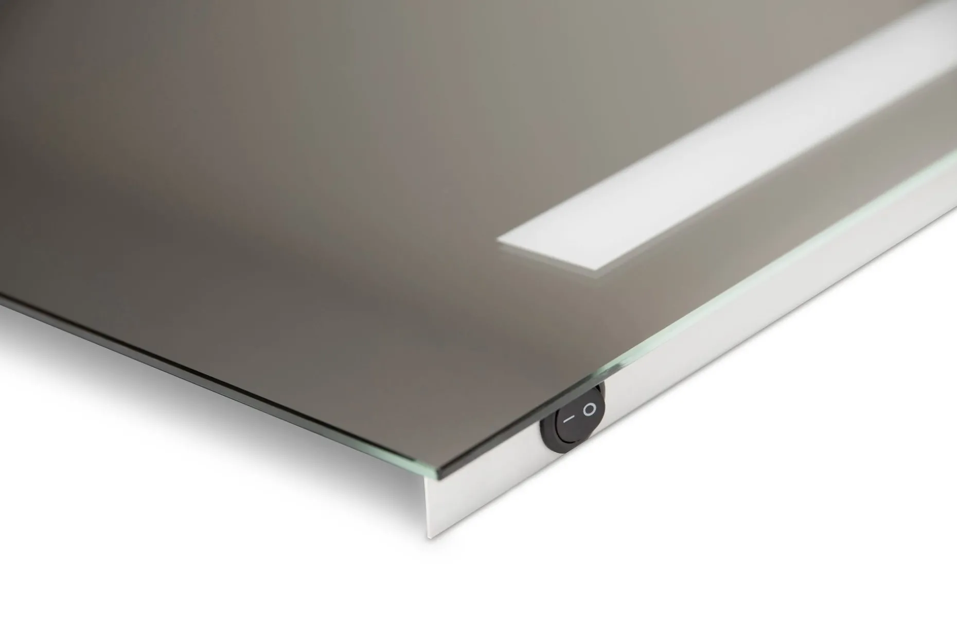 Purnuvara Badrumsspegel 80x60 cm LED-belysning