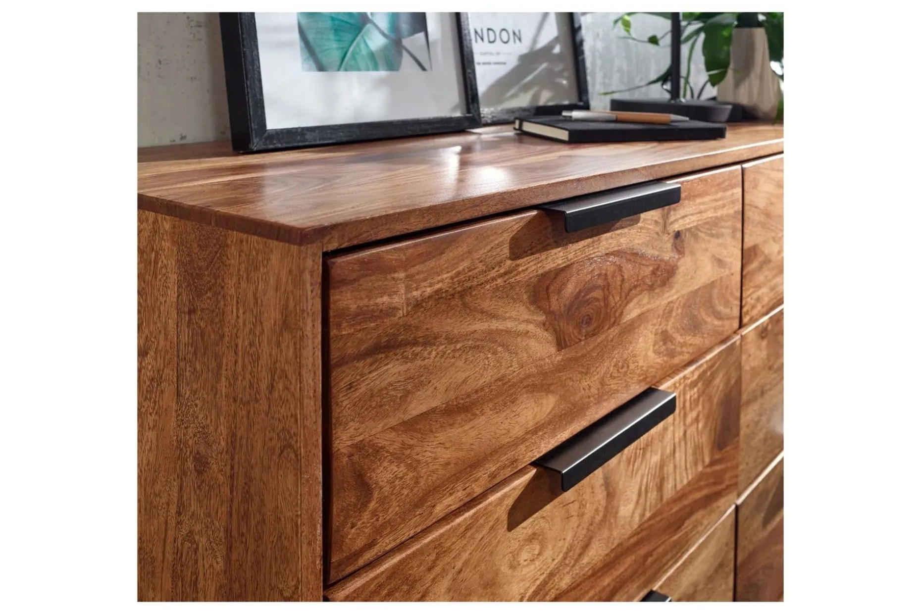 Sideboard Wohnling Massivt trä 117 cm 6 lådor filigrant metallben lantligt stil