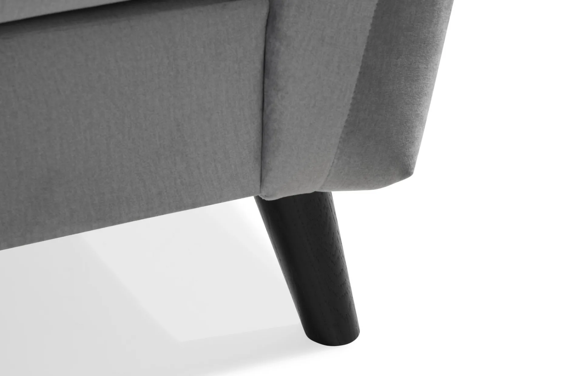 Trend 4-sits Högervänd L-formad Schäslongsoffa i Sammet