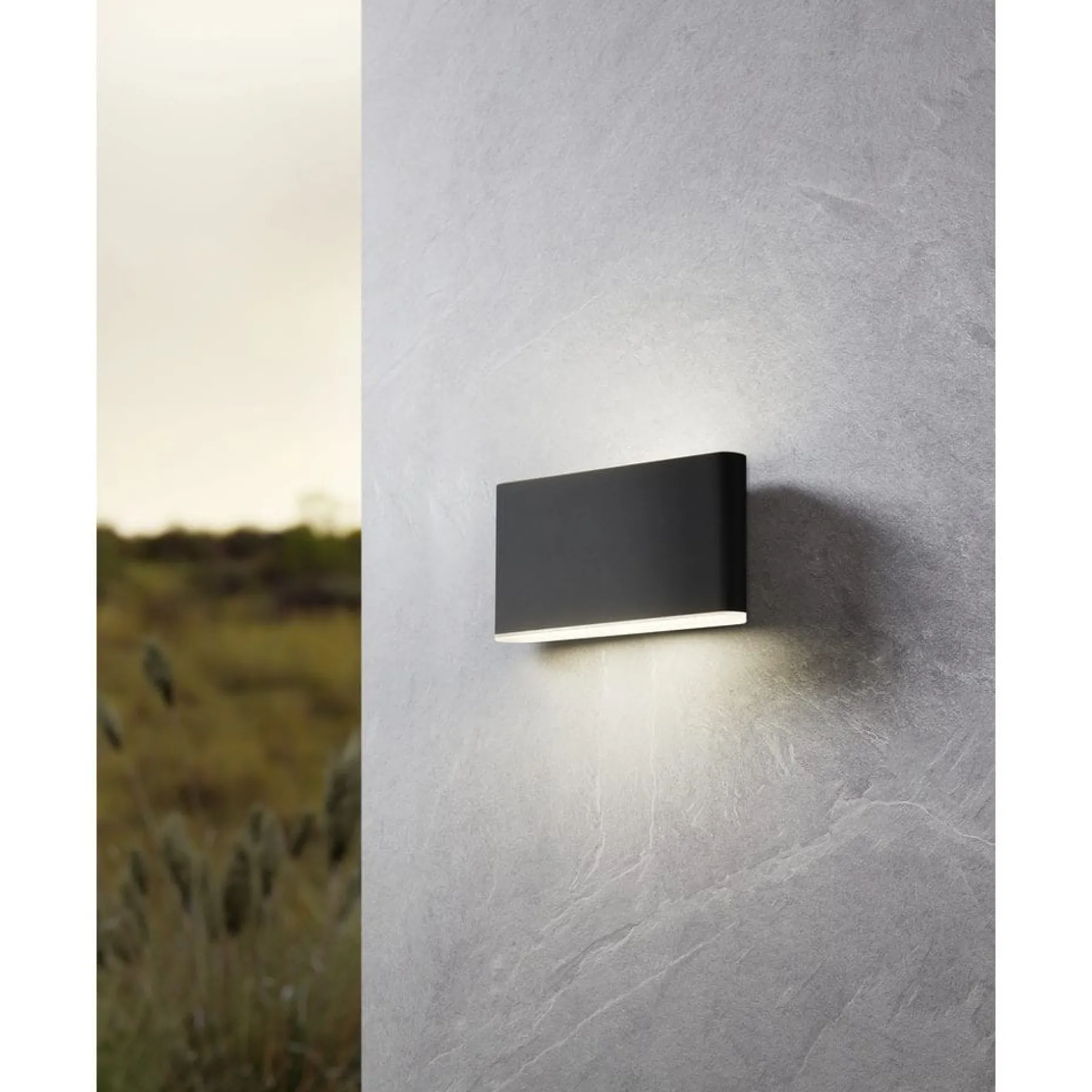 Utvändig vägglampa Grutti