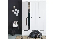 Varius Garderob 140 cm 3 Dörrar 3 Lådor